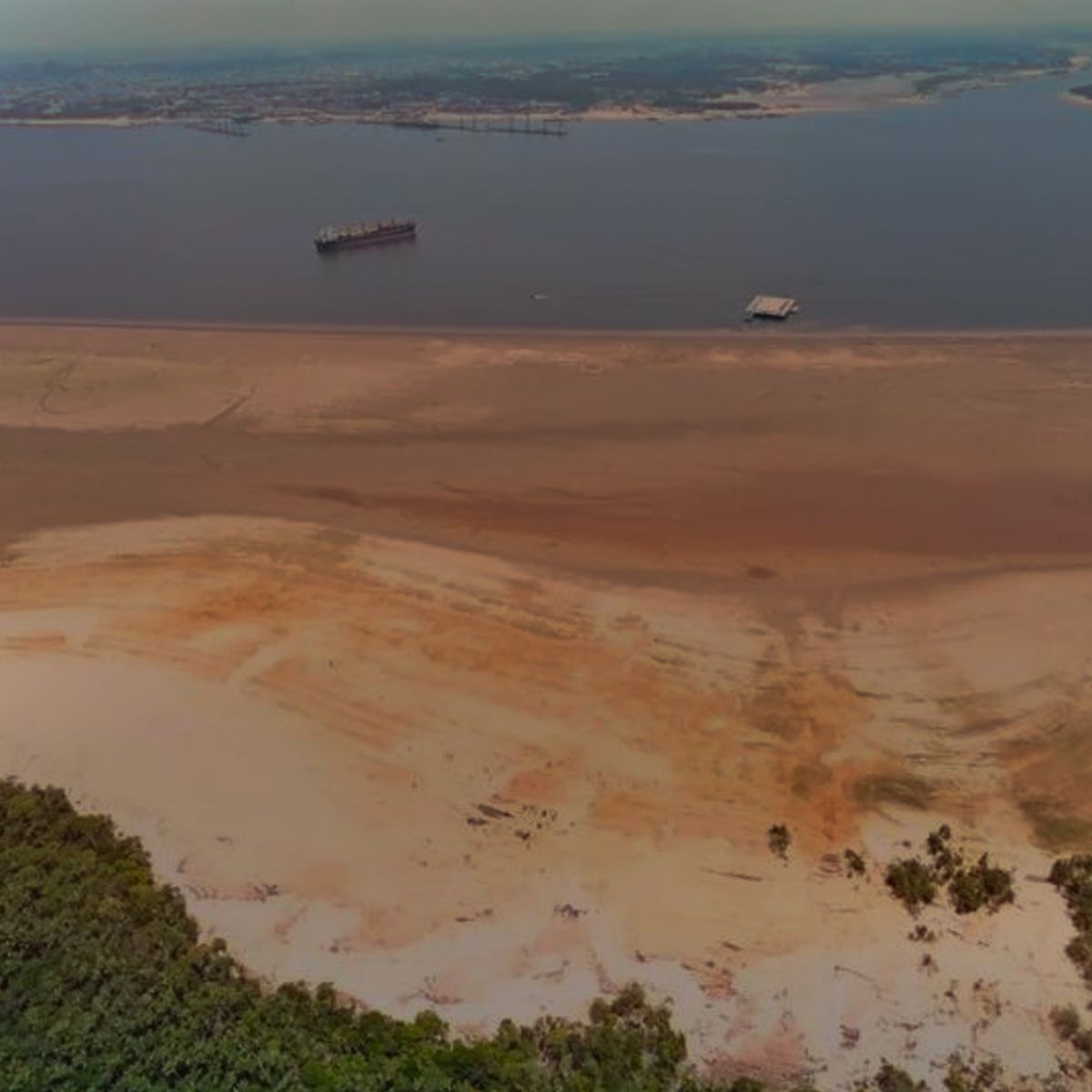 Rio Tapajós atinge seu nível mais baixo já registrado