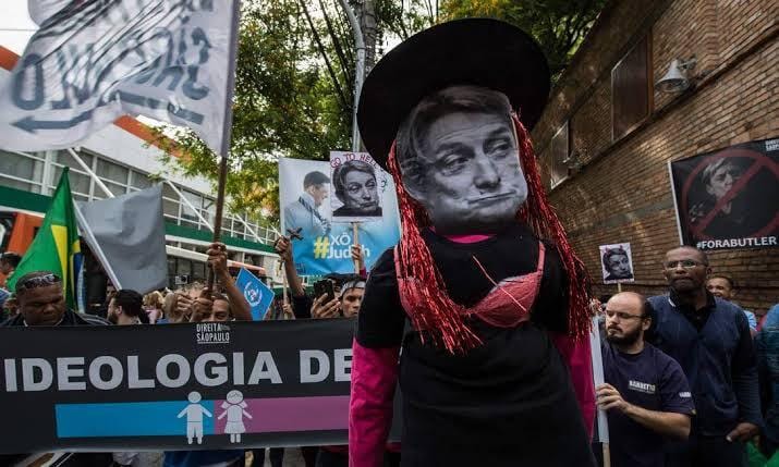 'A Transfobia e a Onda Fascista' (Bérnie e Olívia)