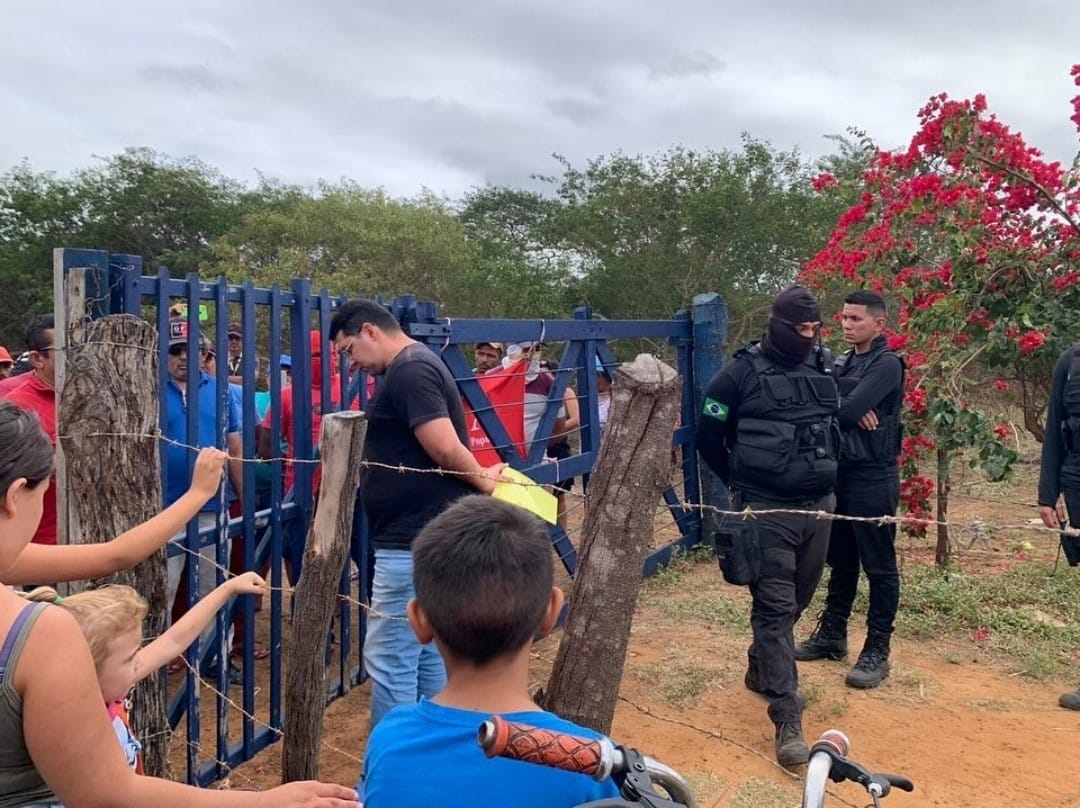 Camponeses da Ocupação Gregório Bezerra (CE) resistem à invasão de capangas armados