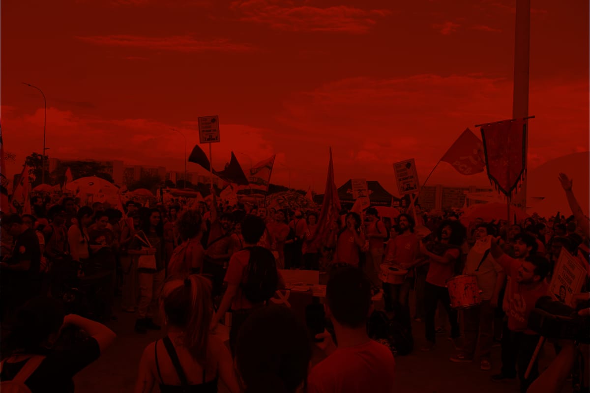 MANOBRAS GOLPISTAS TENTAM IMPEDIR OS TRABALHADORES DE VOTAR! MANTER A MOBILIZAÇÃO E DERROTAR A EXTREMA-DIREITA!