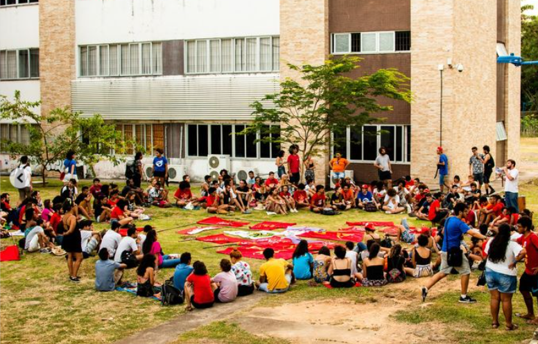 'Nota sobre a questão dos recrutamentos' (Camarada Bukharin)