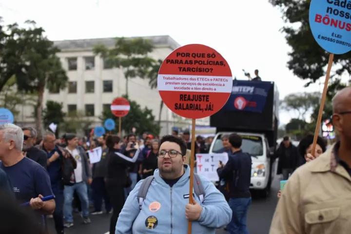 A greve do Centro Paula Souza e a política de destruição do ensino