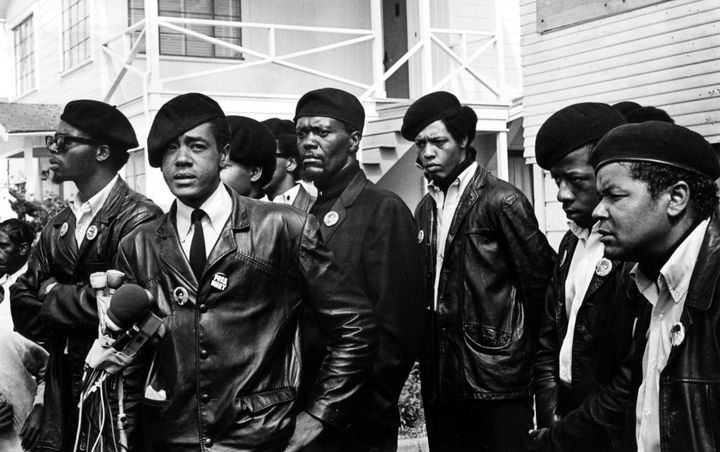 'Como fazer: contribuições para a superação do federalismo e do trabalho artesanal' (Filipe Zoppo)