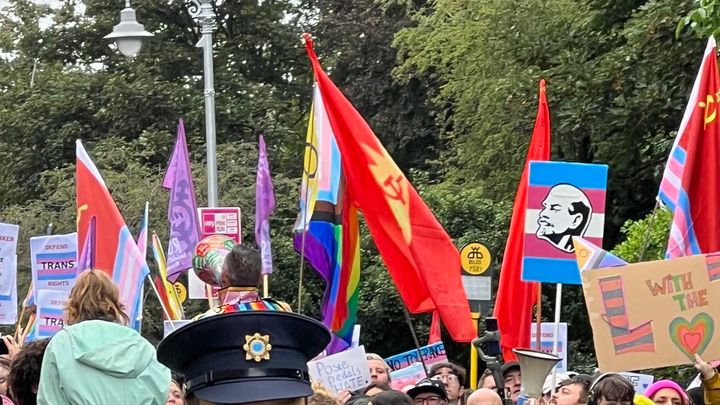 'A transgeneridade em nossas fileiras e nossas falhas em relação a ela' (Sky Edith)