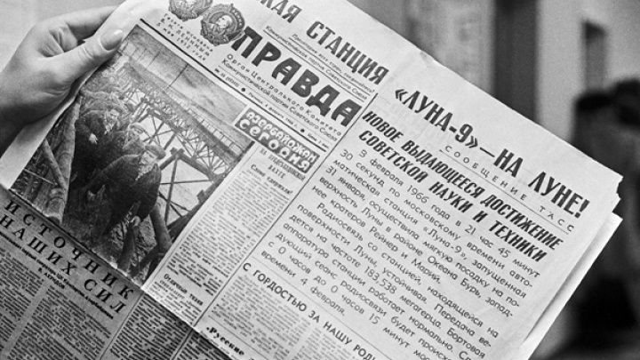 'Em frente! Duas questões sobre nosso jornal partidário' (Doni)