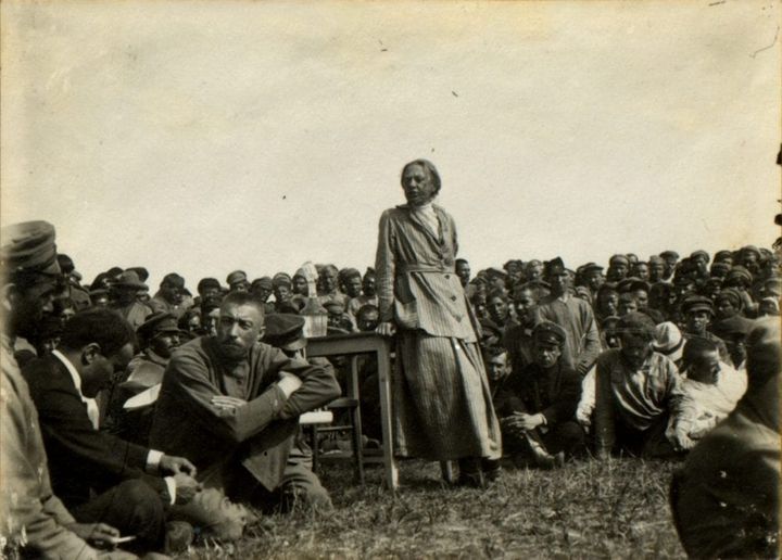 'Uma política nacionalizada de formação' (Jaqueline Tavares)