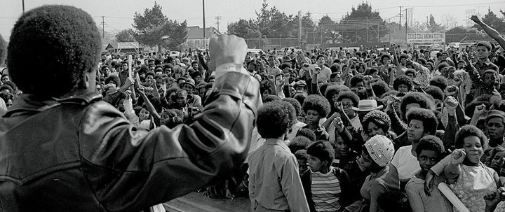 'Tarefas “de juventude” ou “partidárias”?!  Uma proposta de organização da UJC' (Marte)