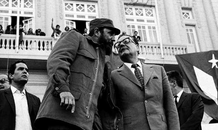 'Resposta ao Núcleo UJC/UNICAMP – Unificação dos CRs e Delegação Nata' (Machado)