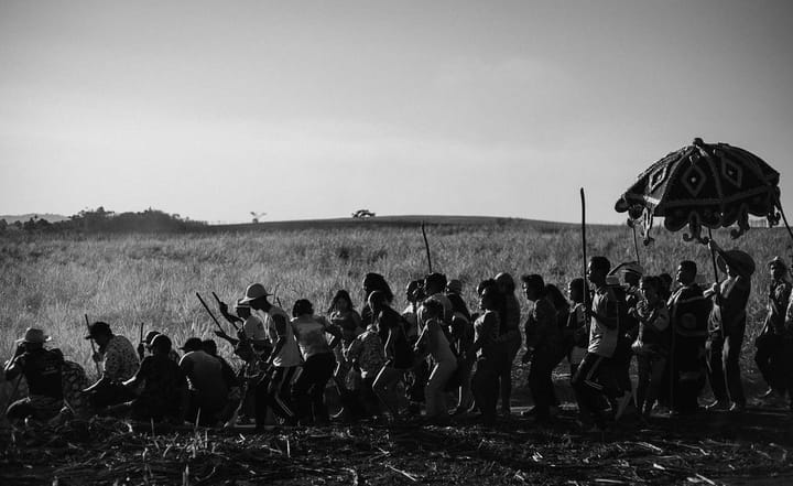 'Salve as Marias! Salve Zé! O que é ser brasileiro? Uma discussão sobre brasilidades e memórias ancestrais sobre territórios' (João Thiago)