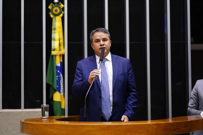 Desoneração da folha de pagamentos retira R$ 18 bi do orçamento público e coloca no bolso dos empresários