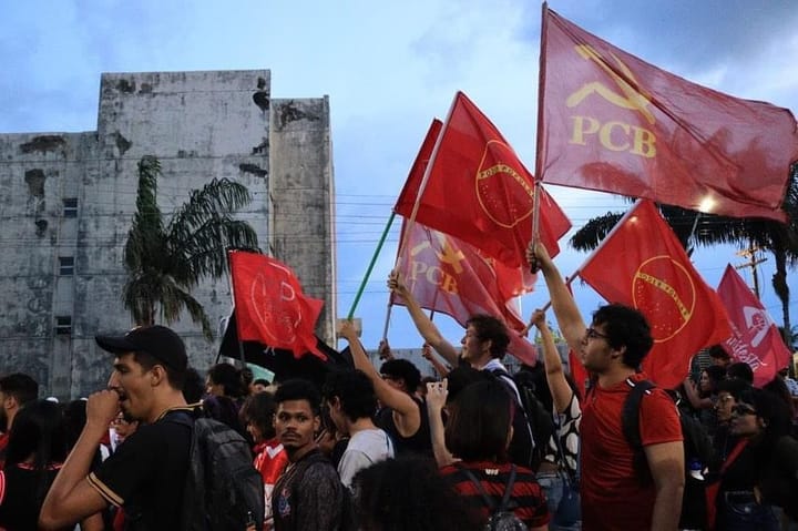 'Organização interna do partido e o fim da UJC: A busca por uma mediação' (Mateus Filgueira)