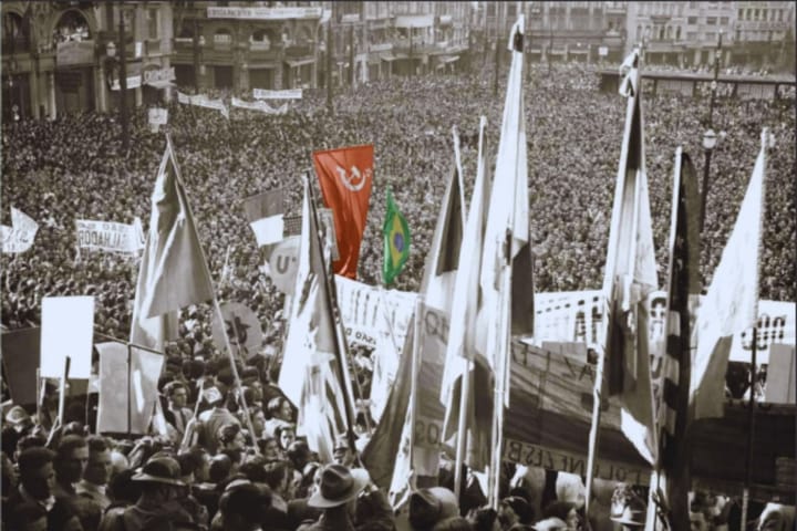 'Já temos um nome e ele é Partido Comunista Brasileiro!' (Gabriel Tavares e Yuri Miyamoto)