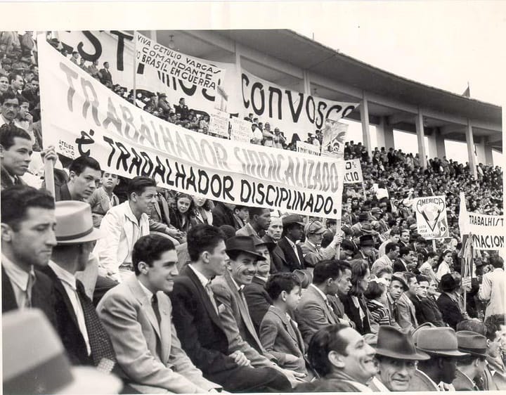 Os revolucionários devem trabalhar nos sindicatos reacionários?