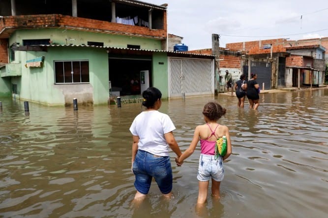 Austeridade fiscal inviabiliza políticas de prevenção a enchentes e desastres climáticos