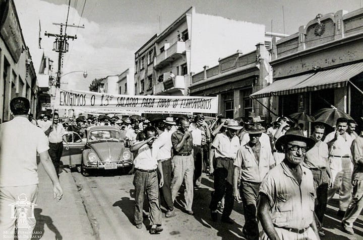 Greve econômica e greve política