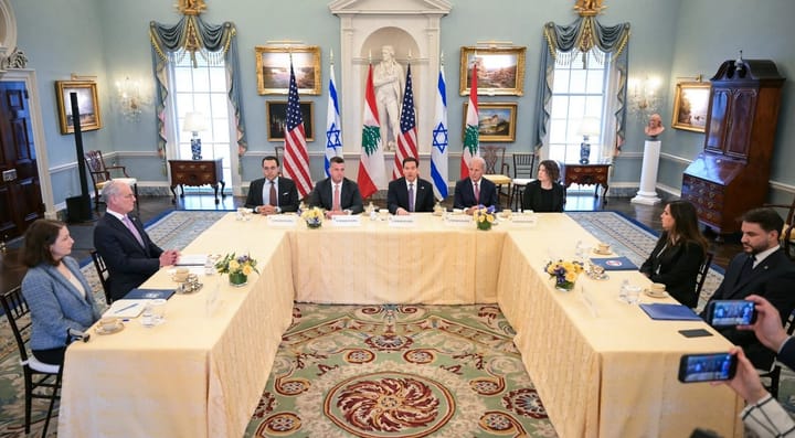 Atualização sobre a Tempestade Al-Aqsa: dia 921